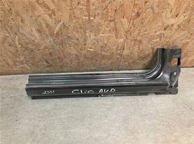 Aile arrière droite CLIO I PHASE 1 3P 1990-06->1994-03