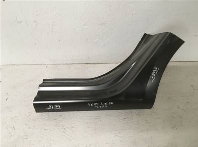 Coté de caisse gauche LEON III (5F) PHASE 1 5P 2012-10->2017-12