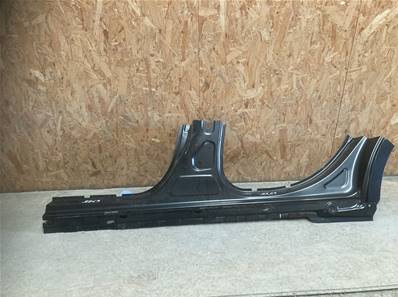 Bas de caisse gauche CLASSE A III (W176) PHASE 1 5P 2012-06->2015-12